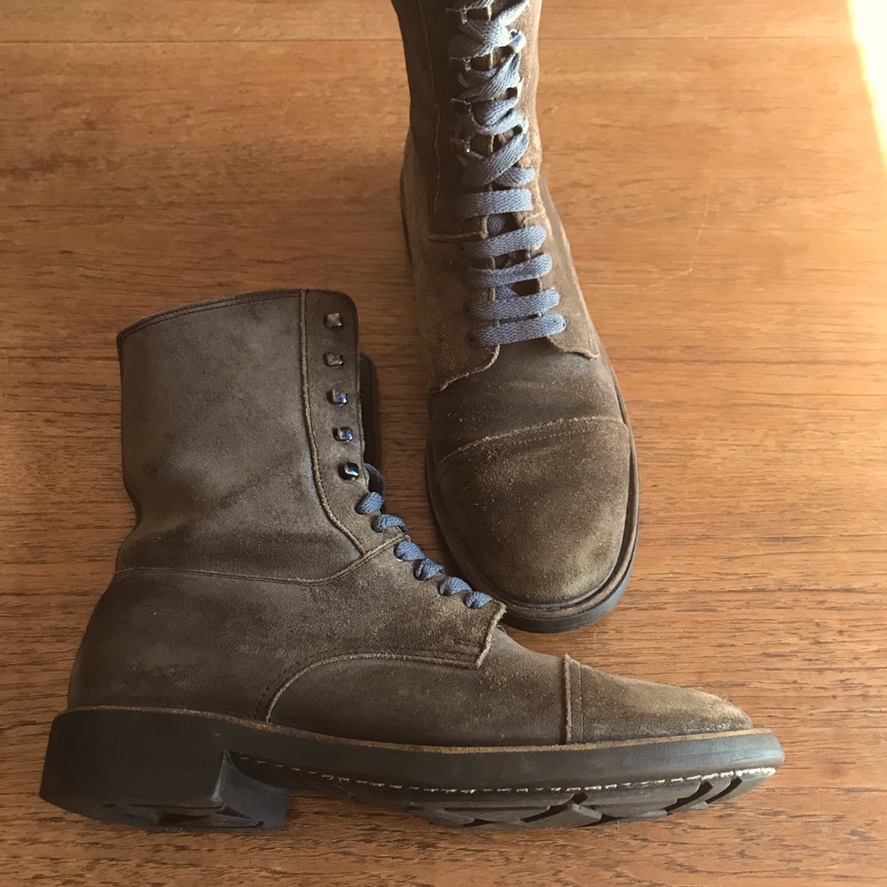 Handcrafted French ‘Paraboot’ lug sole boots- brown suede
 
US W 71/2
US M 6